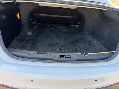 Used 2018 Ford Taurus Police Interceptor FWD image 12