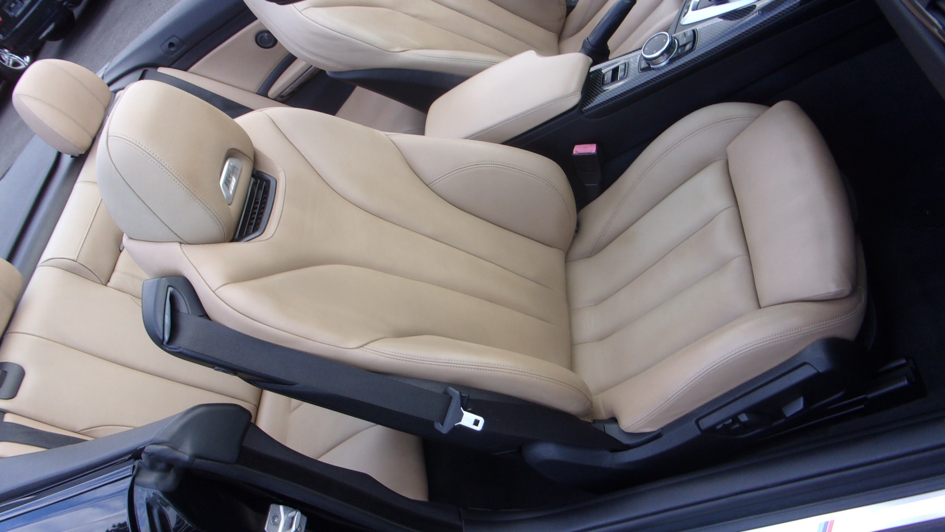 Used 2015 BMW M4 Convertible RWD image 25