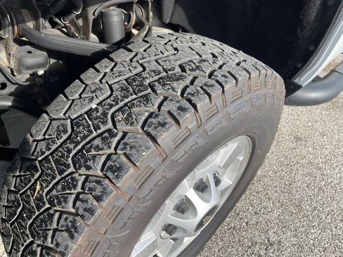 Used 2019 Chevrolet Silverado 2500 LT image 4