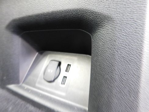 Used 2019 Volkswagen Atlas SE image 13