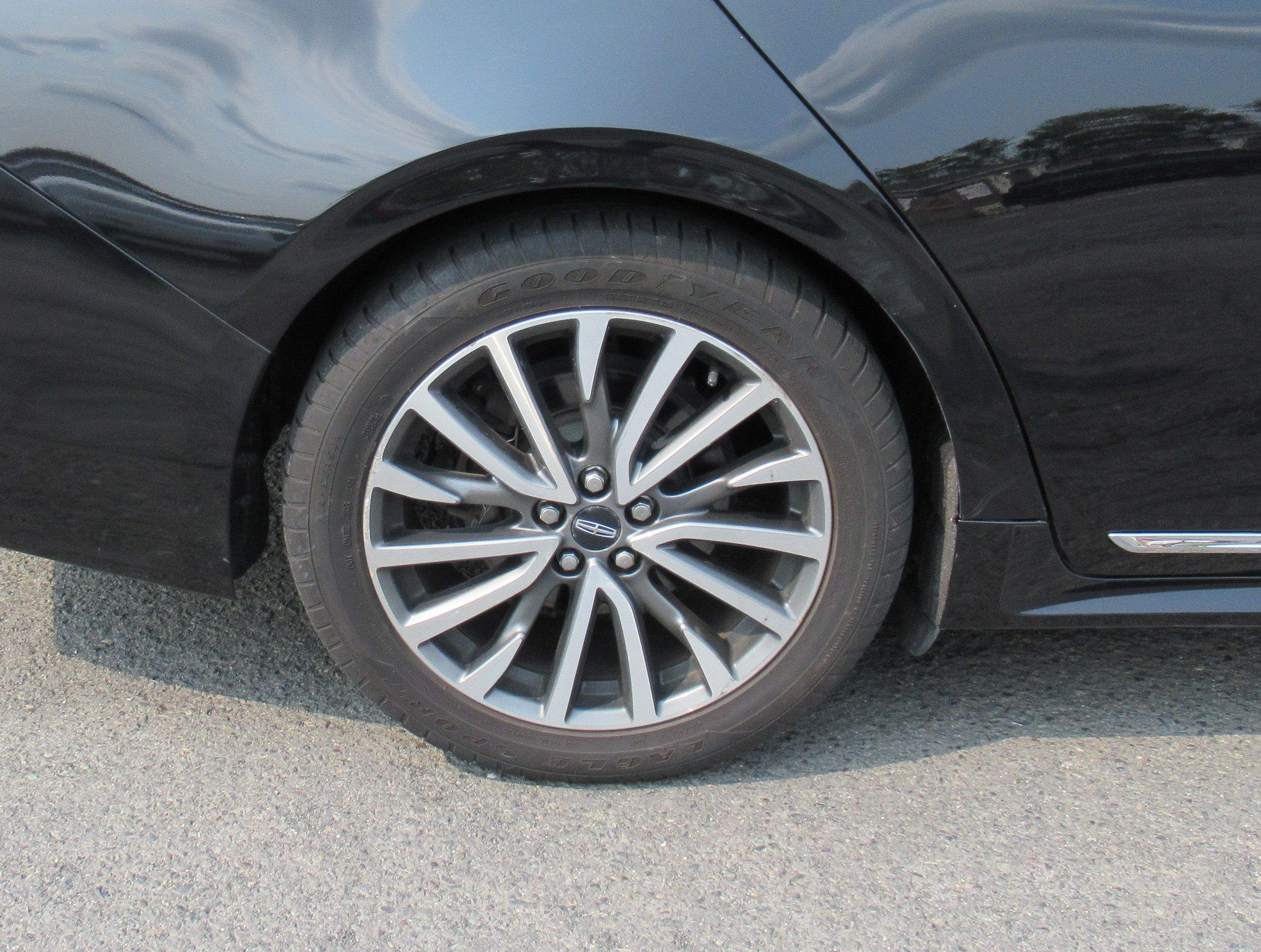 Used 2019 Lincoln Continental AWD Select image 21