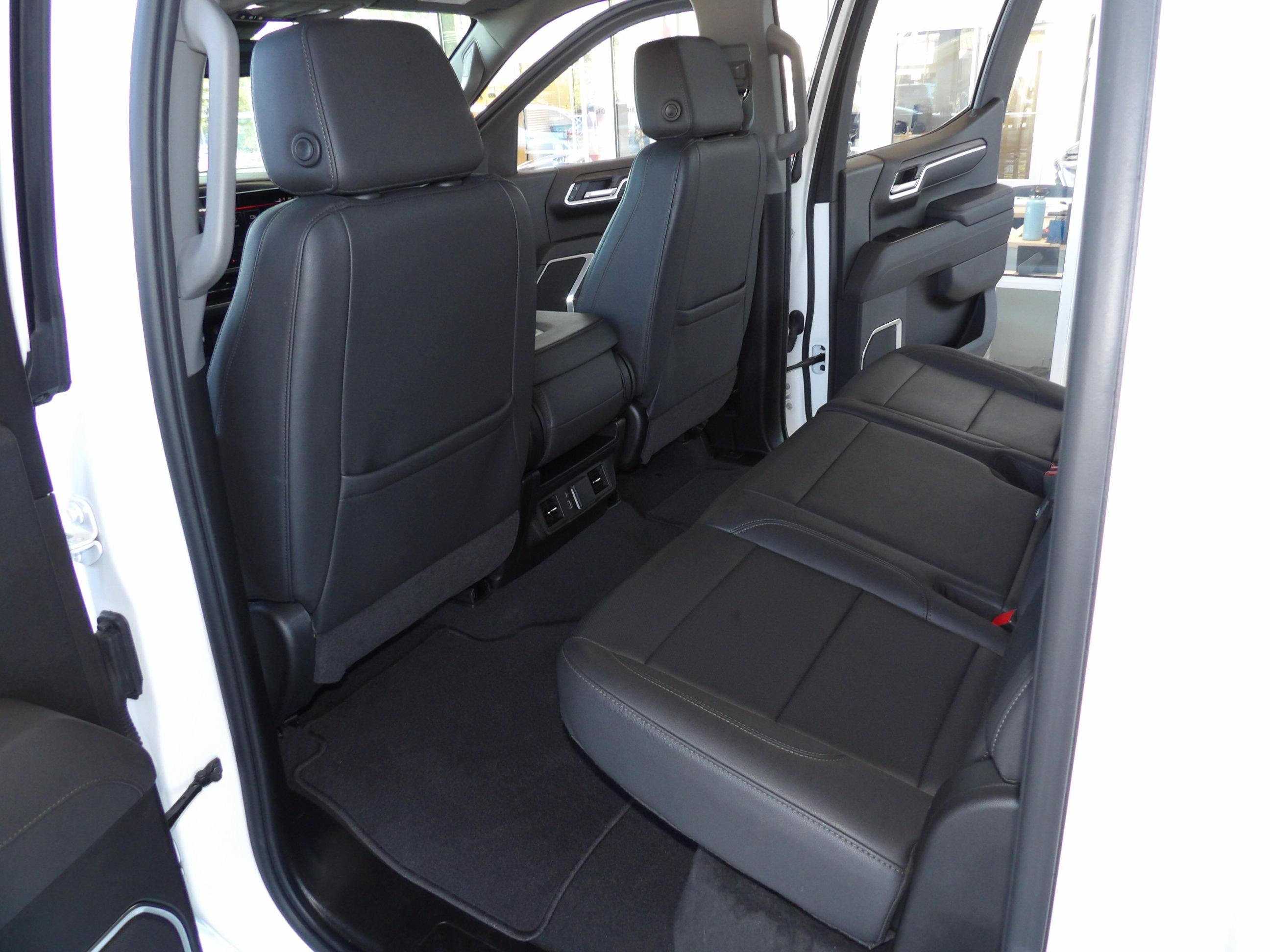 Used 2026 GMC Sierra 1500 4x4 Crew Cab SLT image 21