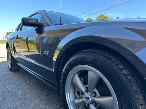 Used 2007 Ford Mustang GT Coupe RWD image 10