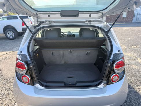 Used 2016 Chevrolet Sonic LT image 15