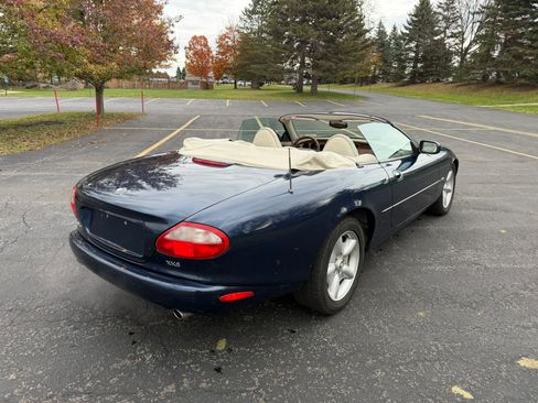 Used 1998 Jaguar XK8 image 12