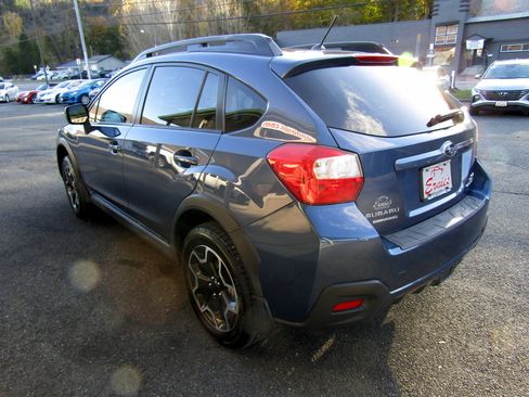 Used 2013 Subaru XV Crosstrek 2.0i Premium image 6