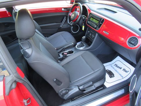 Used 2012 Volkswagen Beetle 2.5 Coupe FWD image 15