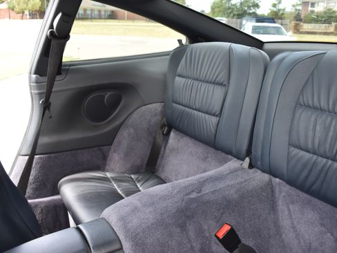 Used 2001 Porsche 911 Coupe RWD image 21