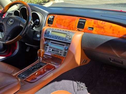 Used 2005 Lexus SC 430 image 28