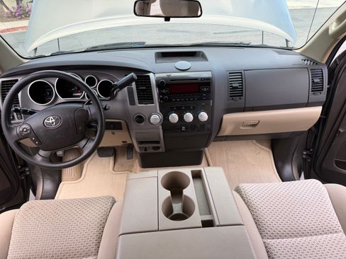 Used 2010 Toyota Tundra 4x4 Double Cab w/ SR5 & TRD image 32