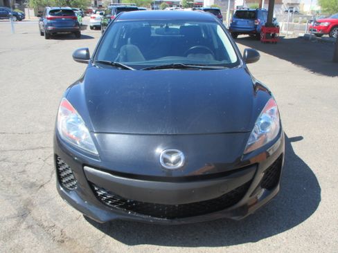 Used 2013 MAZDA MAZDA3 i Touring Sedan FWD image 11