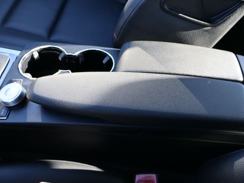 Used 2009 Mercedes-Benz C 300 image 26