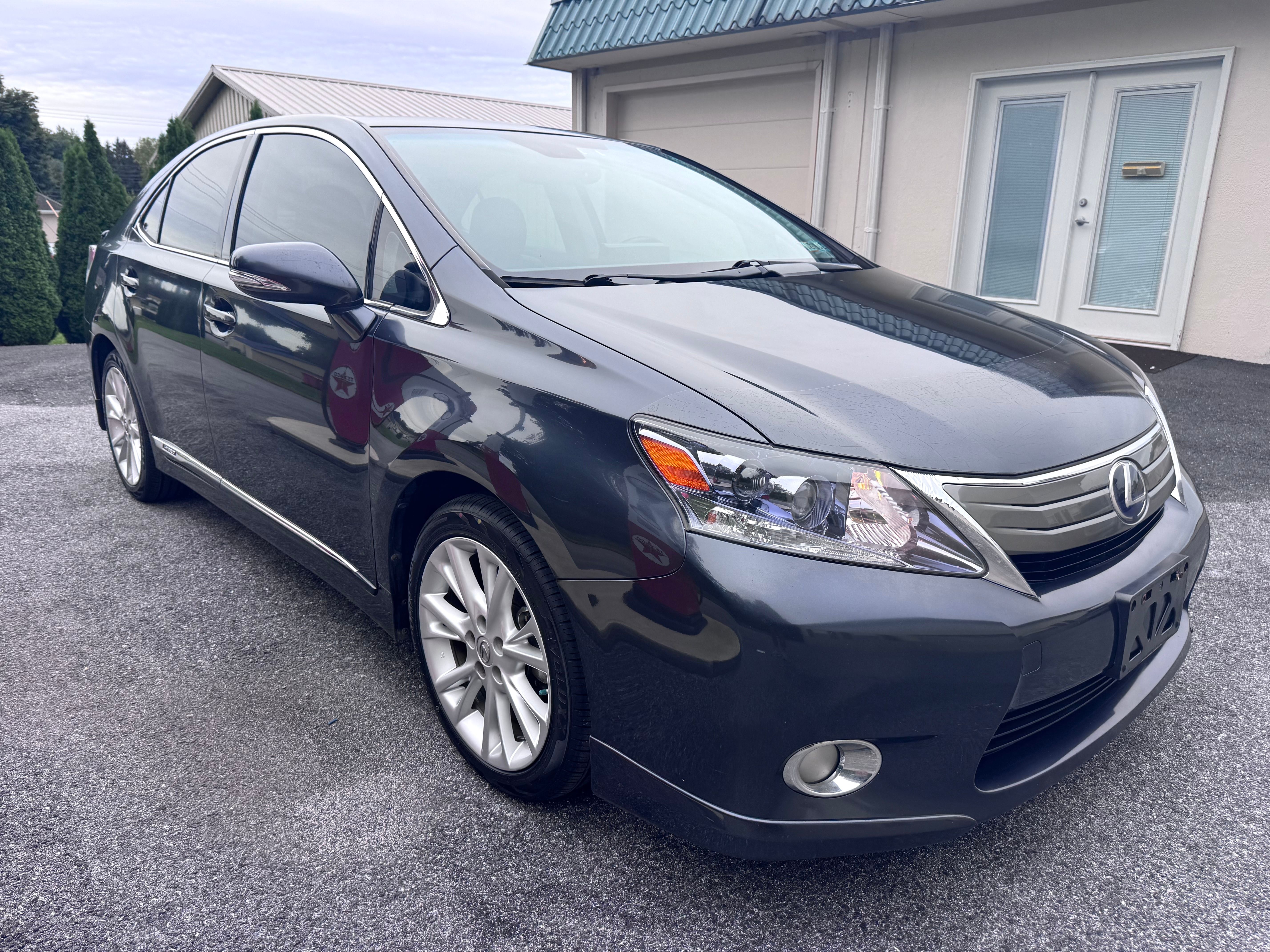 Used 2010 Lexus HS 250h Premium FWD image 4