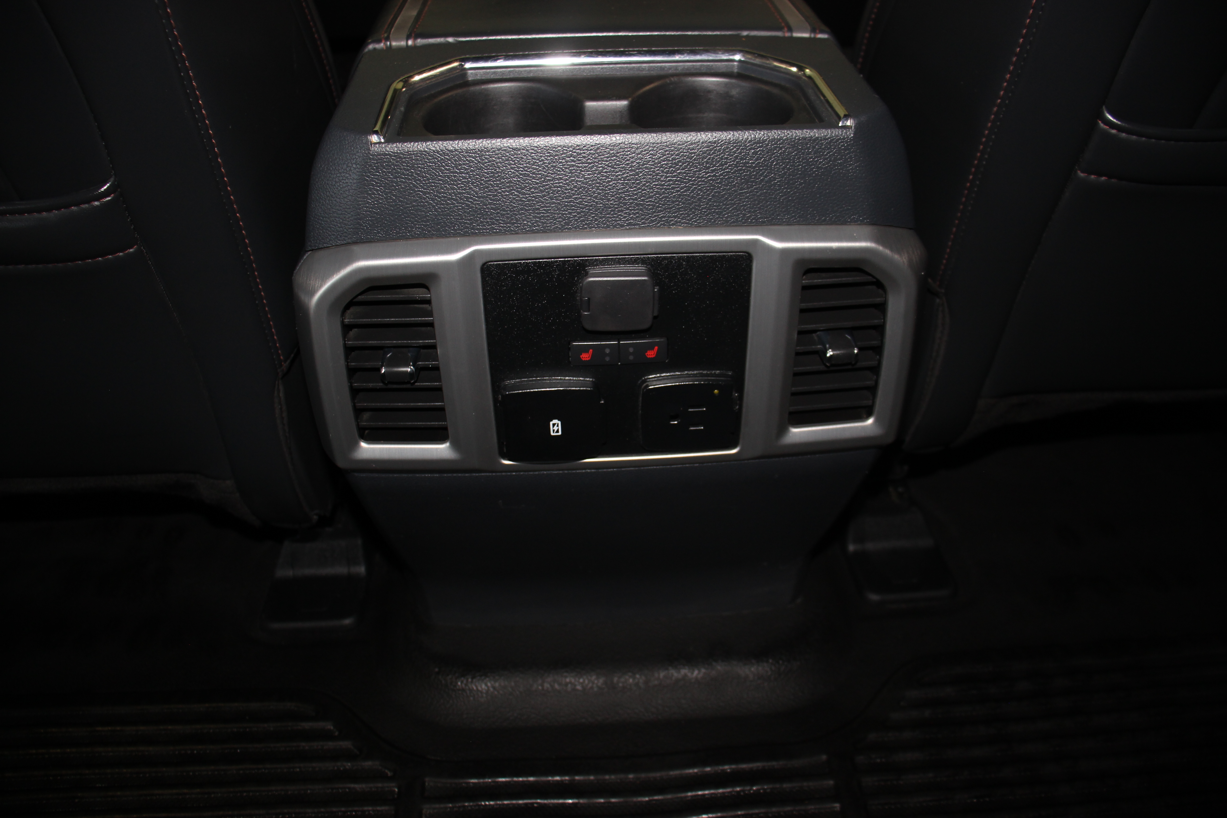 Used 2022 Ford F350 4x4 Crew Cab Super Duty image 26