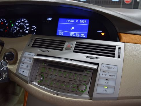 Used 2006 Toyota Avalon XLS image 26