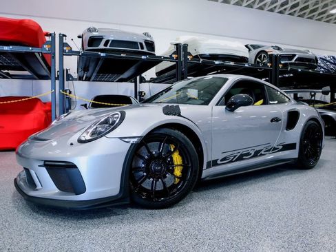 Used 2019 Porsche 911 GT3 RS RWD image 4