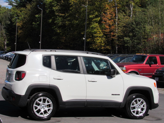 Used 2019 Jeep Renegade 4WD Sport image 10