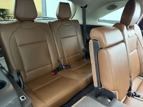 Used 2019 Acura MDX image 43