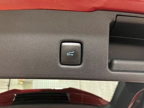 Used 2024 Ford Escape ST-Line image 23