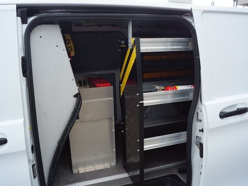 Used 2020 Mercedes-Benz Metris image 21