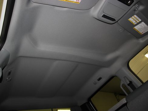 Used 2025 Ford F250 4x4 Crew Cab Super Duty image 47