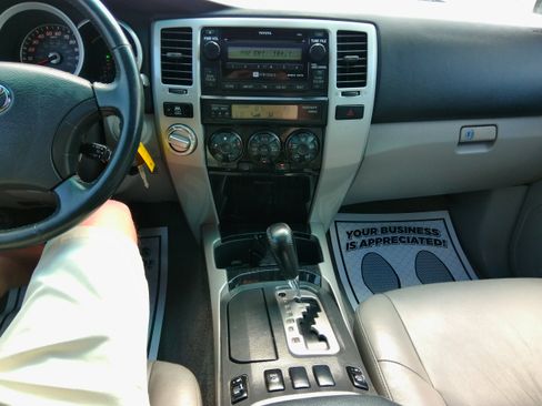 Used 2007 Toyota 4Runner Limited image 51