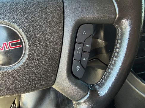 Used 2023 GMC Savana 2500 UNAVAIL RWD image 16