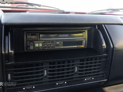 Used 1989 Ferrari Testarossa image 23