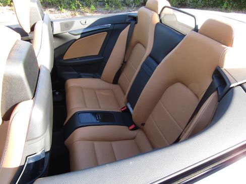 Used 2012 Mercedes-Benz E 350 Sport image 11