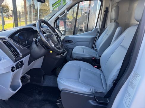 Used 2017 Ford Transit 350 image 7