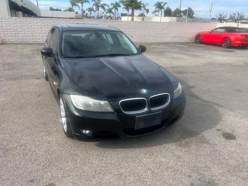 Used 2011 BMW 328i Sedan RWD image 3