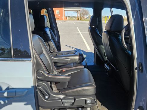 Used 2023 Honda Odyssey Sport image 15
