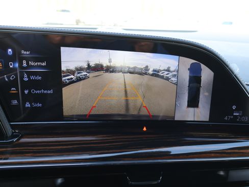 Used 2024 Cadillac Escalade ESV Luxury image 27