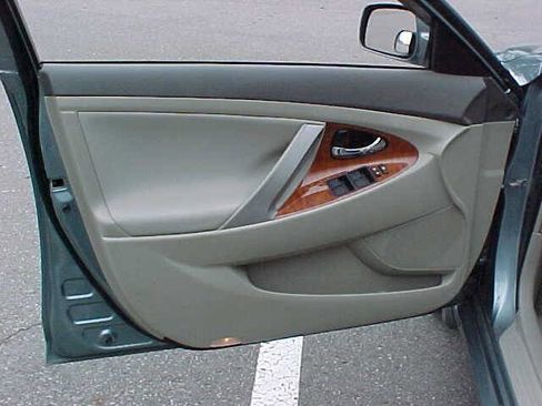 Used 2009 Toyota Camry XLE image 58