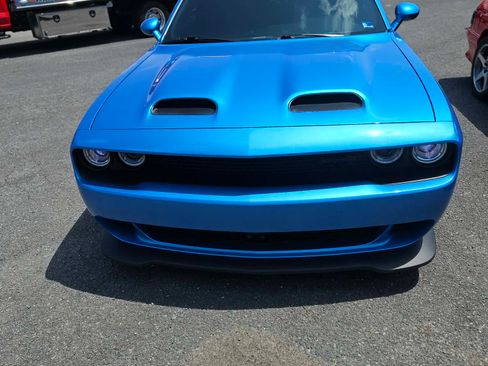 Used 2023 Dodge Challenger SRT Hellcat RWD image 4