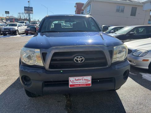 Used 2008 Toyota Tacoma PreRunner image 2