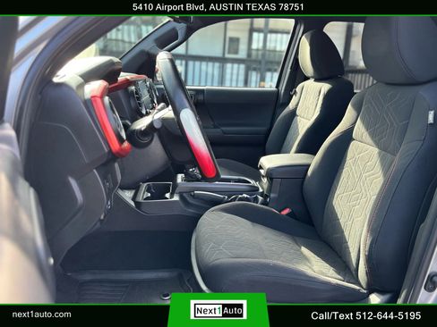 Used 2020 Toyota Tacoma image 18