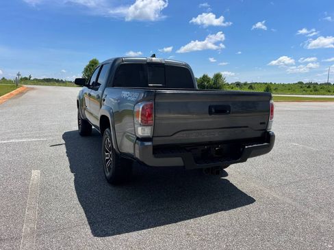 Used 2023 Toyota Tacoma TRD Sport image 7