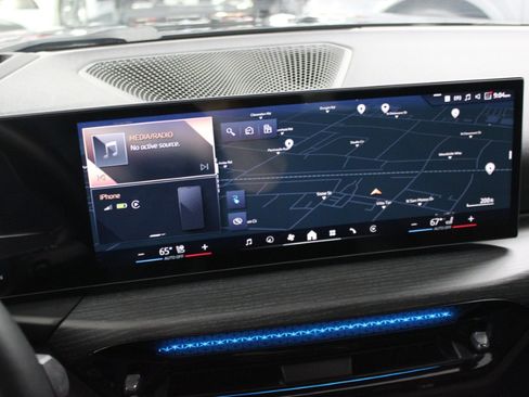 Used 2025 BMW i4 eDrive40 RWD image 16