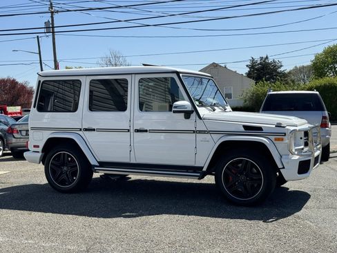 Used 2017 Mercedes-Benz G 63 AMG image 11