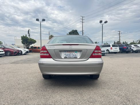 Used 2004 Mercedes-Benz C 240 Sedan image 7