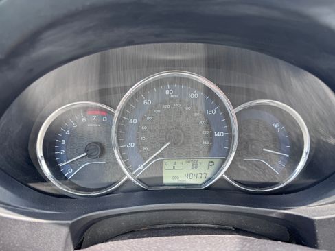 Used 2015 Toyota Corolla LE image 6