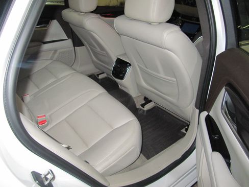 Used 2017 Cadillac XTS Luxury AWD image 20