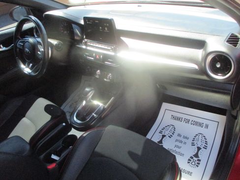Used 2021 Kia Forte GT Sedan FWD image 3
