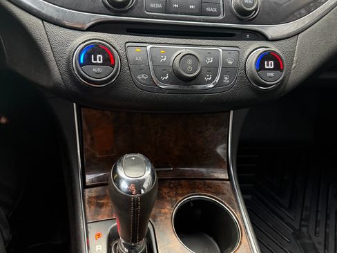 Used 2014 Chevrolet Impala LT image 67