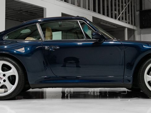 Used 1998 Porsche 911 Carrera S image 14