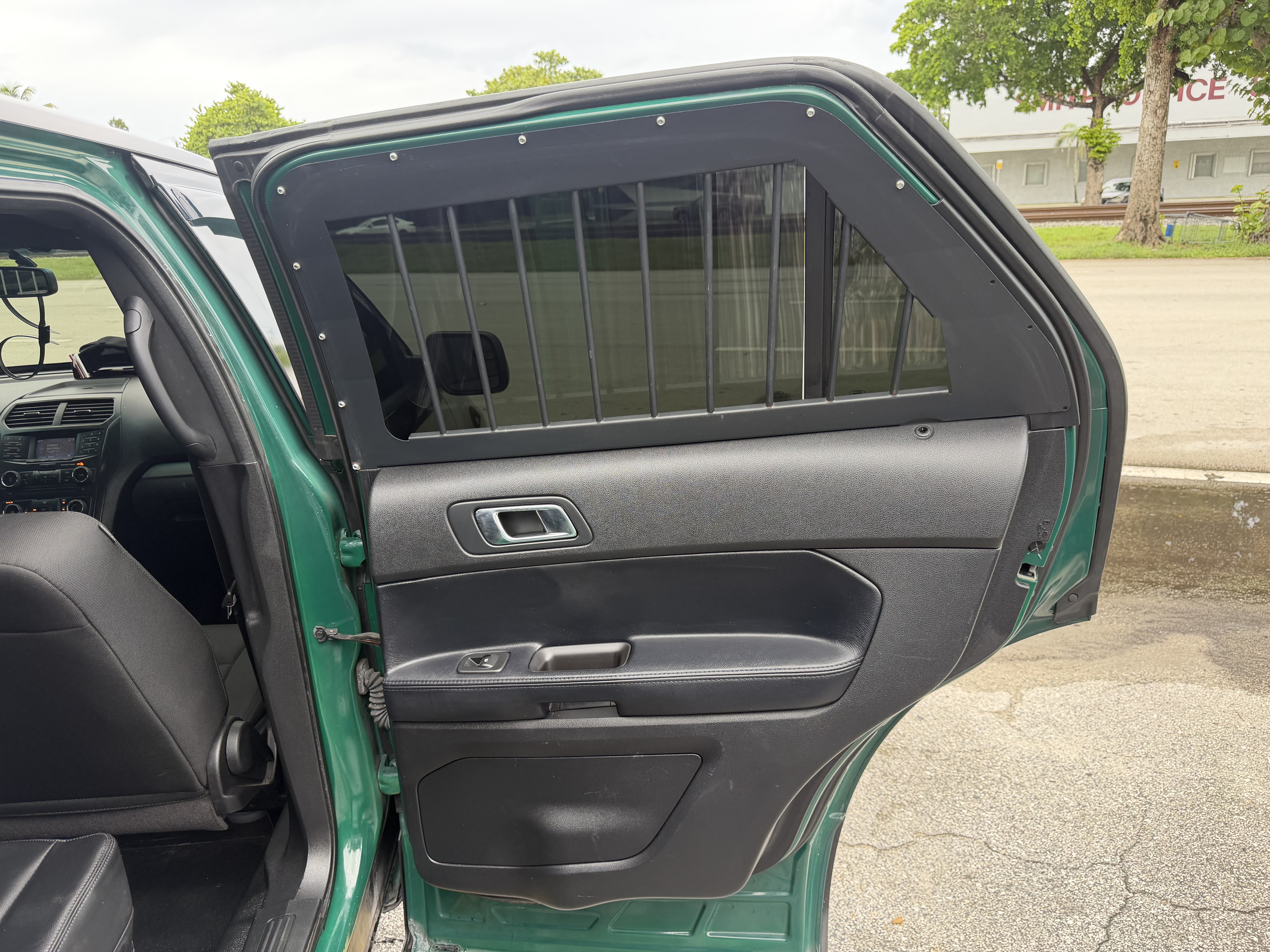 Used 2016 Ford Explorer 4WD Police Interceptor image 25