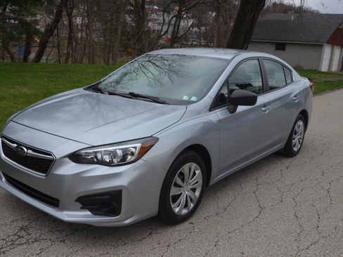 Used 2018 Subaru Impreza 2.0i image 2