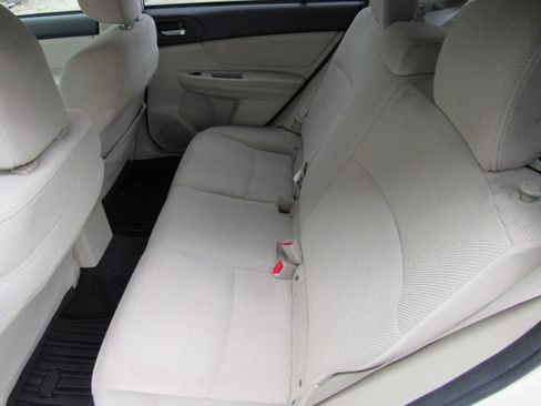 Used 2013 Subaru XV Crosstrek 2.0i Premium AWD/4WD image 14