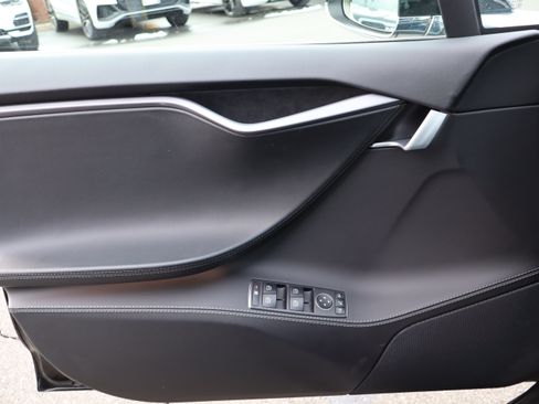 Used 2021 Tesla Model S Long Range Plus image 19